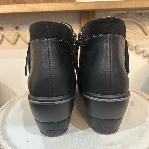 JBU by JAMBU Women’s Pilot Encore Ankle Booties Size 7.5 M - Picture 6 of 8